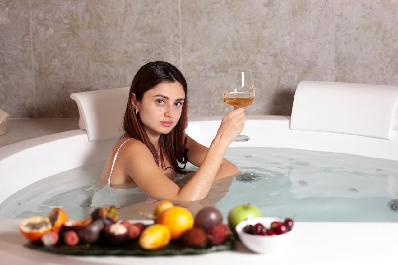 Je T'Aime Luxury Suite And Relax Conversano Luaran gambar
